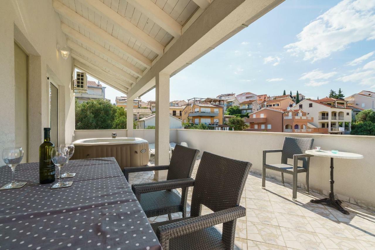 Terrasol Apartments โตรกีร์ ภายนอก รูปภาพ